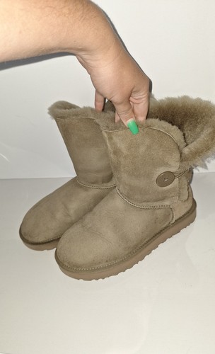 Ugg bailey butten - ugg,
