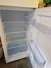 Kühlschrank Inkls. Gefrierwach (Amica) + Mikrowelle