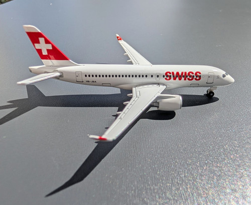 Herpa wings swiss bombardier - swiss,