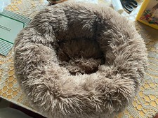 Tier- Schlafplatz Plüsch 50 cm, Neupreis 29,00 €, hier Sonderangebot.