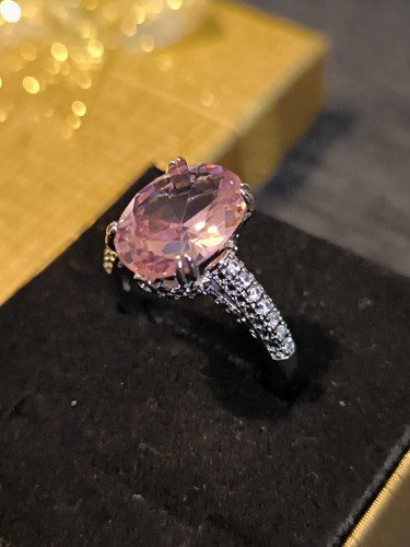 Ring mit großem ovalem stein - großem,