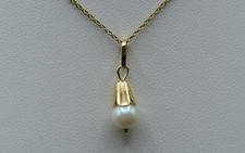Kleiner Perlenanhänger