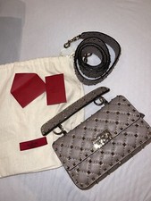 valentino garavani rockstud