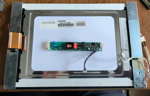 Toshiba ltm10c209a lcd panel - toshiba, lcd-panel
