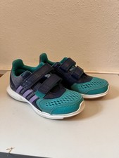 Adidas Hyperfast 2.0 Kinder Sportschuhe Gr. 30 – Top Zustand!