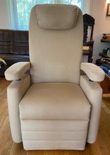 Muckenthaler Seniorenstuhl Vario 570 mit Aufstehhilfe