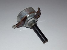 Potentiometer (Lautstärke) aus Philips Sirius 433 B4D33A - Röhrenradio