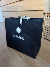 CHANEL schwarze Tüte /