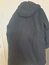 Nachtblauer Wintermantel