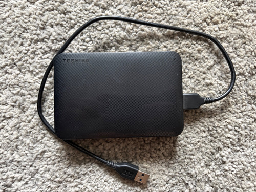 Toshiba canvio basics - canvio, usb