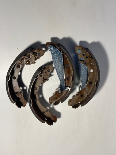 Bremsbackensatz trommelbremse - bremsbackensatz,