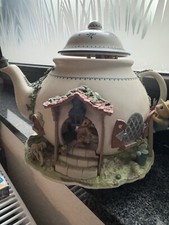 Enesco Teekanne Bungalow beleuchtet beweglich Whiskerflick Familie Mäuse 