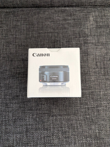 Canon 50mm 8 - 50mm, f/1.8