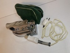 5539- Reisebügeleisen von