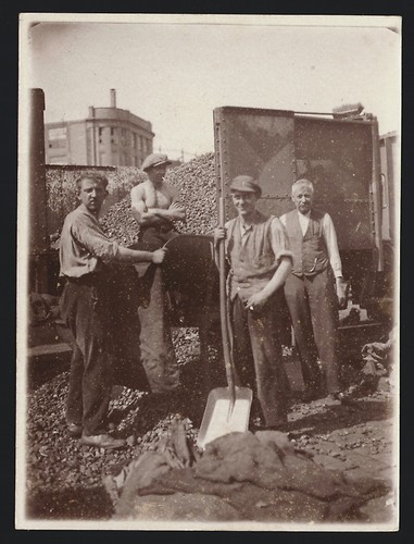 Fotografie arbeiter füllen - arbeiter,