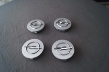 4 sehr  gepflegte orig. Opel Felgendeckel / Nabendeckel / Felgenkappen 60mm