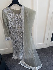 Atemberaubende asiatische