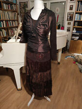 Dreiteiliges Ensemble, Body, Stoff Mix Rock , Jacke, braun, ausgefallen Gr. 38