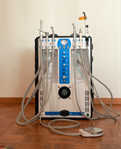 Portable dental unit - portable,