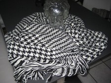 Opus Schal NEU!! schwarz-weiß Stola oversize ungetragen