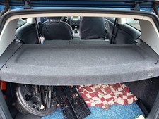 VW Golf V original Hutablage