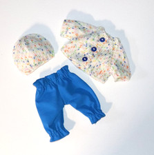 Puppenkleidung für die