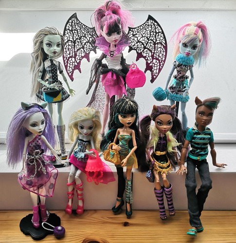 Monster high puppe - je,