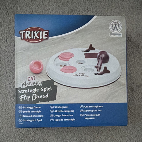 Trixie cat activity flip board - cat,