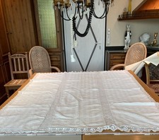 antike alte Tischdecke