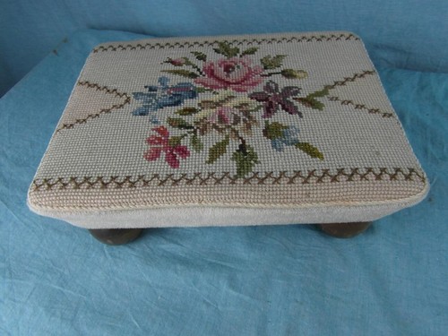 Hocker antik stickerei solide - hocker,
