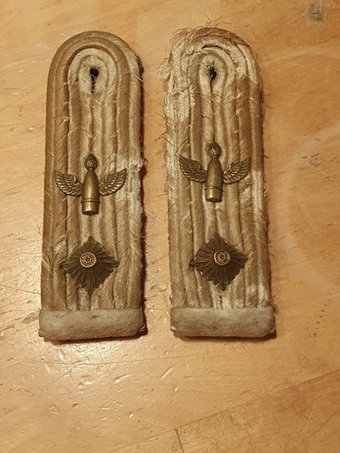 Seltenes paar schulterklappen - seltenes,