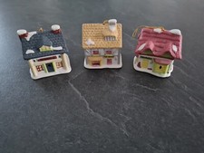 3er Set Winter-Haus Deko zum Hängen / Hinstellen aus Keramik