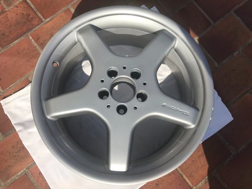 Mercedes w230 zwei alufelgen - mercedes,
