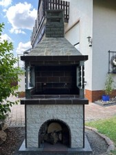 Bildhübscher Steingrill BBQ