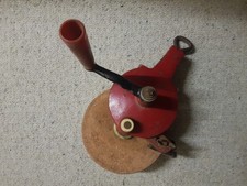 Alte antike Schleifmaschine