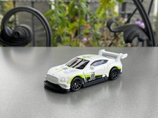 Hot Wheels 2018 Bentley Continental GT3 | Lose | Weiß | Modell Spielzeugauto
