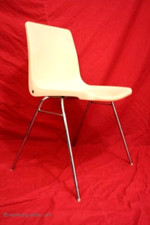 Schöner Designer Stuhl /