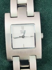 Design  Damenuhr Mit Edelstahlarmband