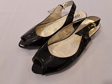 BUFFALO GIRL Sandalen