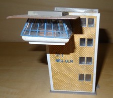 V2195 Kibri 9484 / Stellwerk St 1, Neu Ulm   ST 1 / 1:87  H0