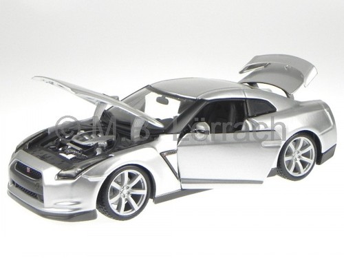 Nissan 2009 silber - nissan,