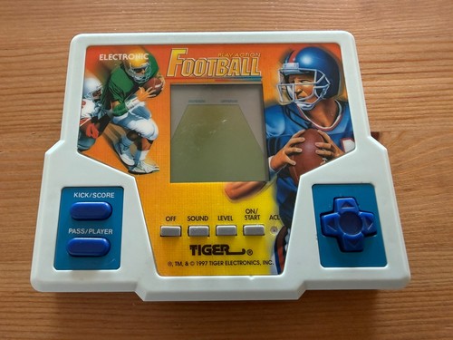 Tiger electronic play action - electronic,