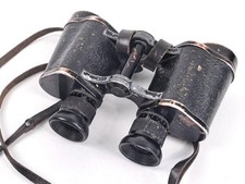 Doppelfernrohr 6 x 30 Wehrmacht. Durchsicht rechts mit sehr vielen kleinen Punkt