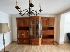 Wohnzimmerschrank