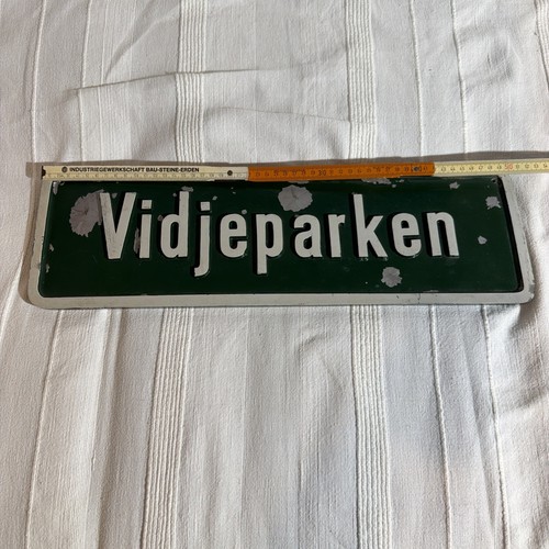 Alt dänisches straßenschild - alt,