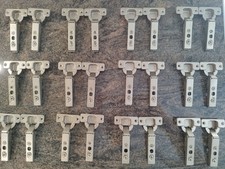 24x Blum Scharnieroberteil 74M155 - gebraucht