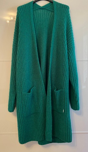 Strickmantel smaragd grün mit