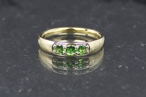 Tsavorit goldring aus - tsavorit-goldring, 375er