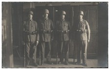 XX1870/ Soldaten mit