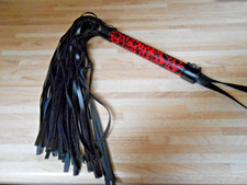 Peitsche mit -Riemen und Schlaufe Domina Outfit Accessoire Rot Schwarz